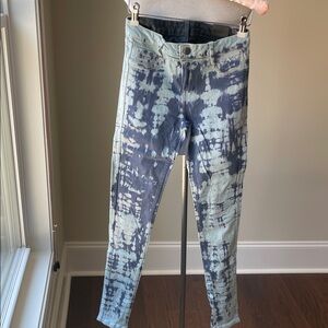 Stylish Blue Tie-Dye Skinny Jeans